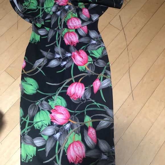 ASOS floral off the shoulder body con midi 4-6 - Picture 5 of 5